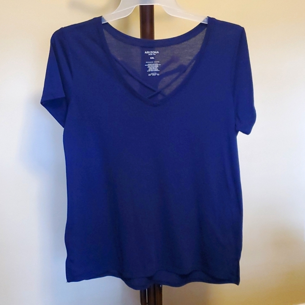 🎈3 ITEMS FOR $10. T-shirt  Sz XXL. Arizona Jean Co Navy Blue..